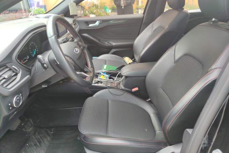 Used Ford Focus 2020 Hatchback EcoBoost 180 Automatic ST Line Left Front Seat