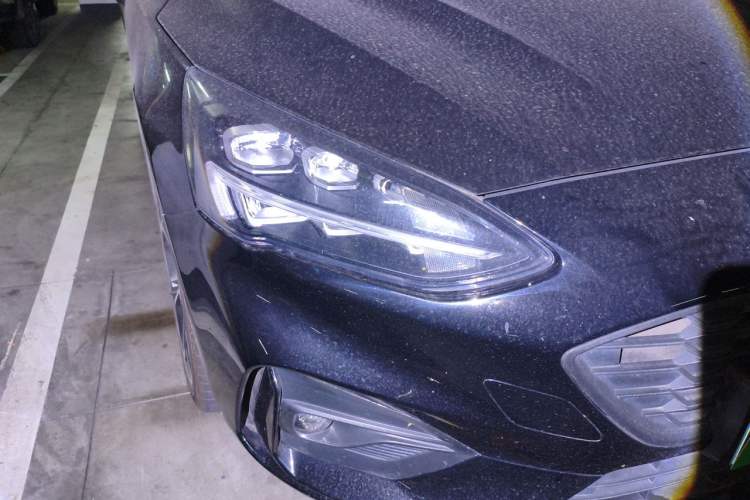 Used Ford Focus 2020 Hatchback EcoBoost 180 Automatic ST Line Right Front Headlight
