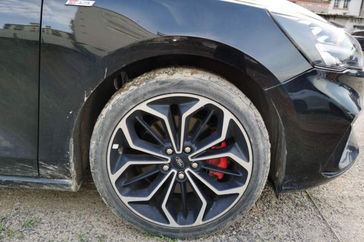 Used Ford Focus 2020 Hatchback EcoBoost 180 Automatic ST Line Right Front Wheel Hub