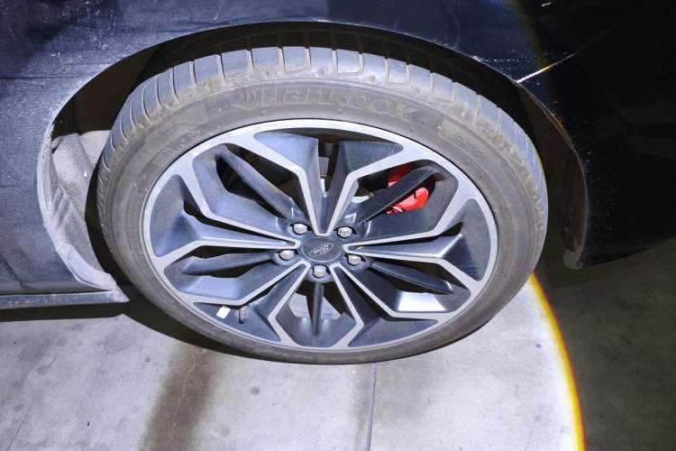 Used Ford Focus 2020 Hatchback EcoBoost 180 Automatic ST Line Right Front Wheel Hub