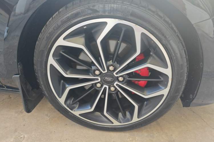 Used Ford Focus 2020 Hatchback EcoBoost 180 Automatic ST Line Right Front Wheel Hub