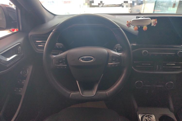 Used Ford Focus 2020 Sedan EcoBoost 180 Automatic ST Line Steering Wheel