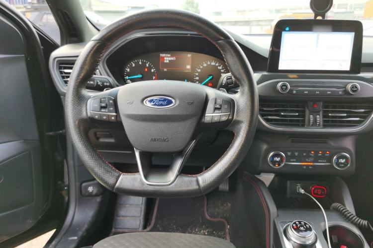 Used Ford Focus 2020 Hatchback EcoBoost 180 Automatic ST Line Steering Wheel