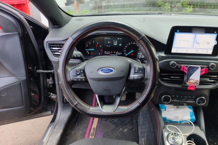 Used Ford Focus 2020 Sedan EcoBoost 180 Automatic ST Line Steering Wheel