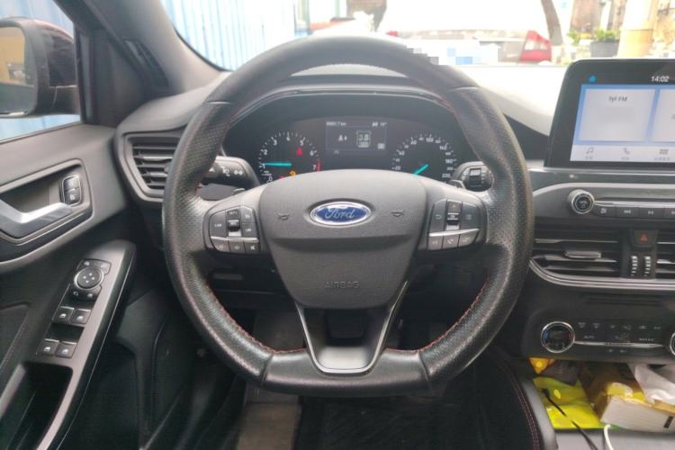 Used Ford Focus 2020 Hatchback EcoBoost 180 Automatic ST Line Steering Wheel