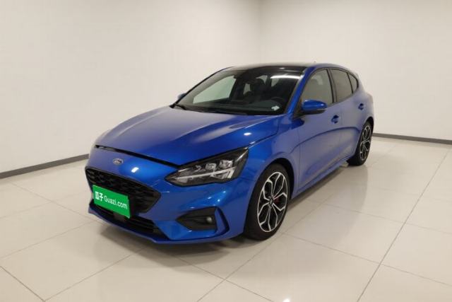 Ojetý Ford Focus 2020 Hatchback EcoBoost 180 Automatic ST Line