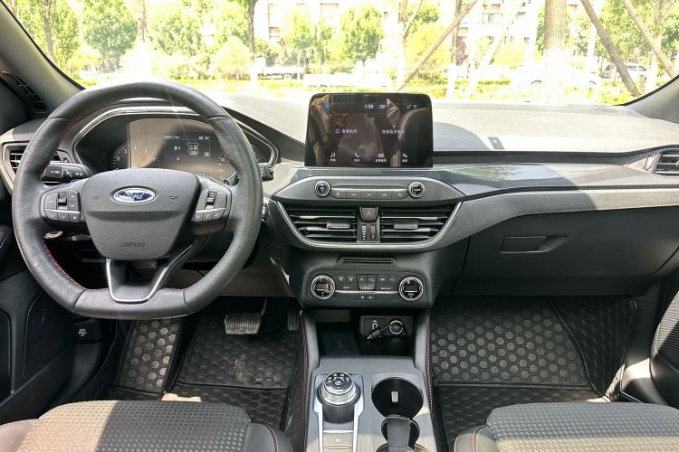 Used Ford Focus 2020 Hatchback EcoBoost 180 Automatic ST Line Audio And AC Panel