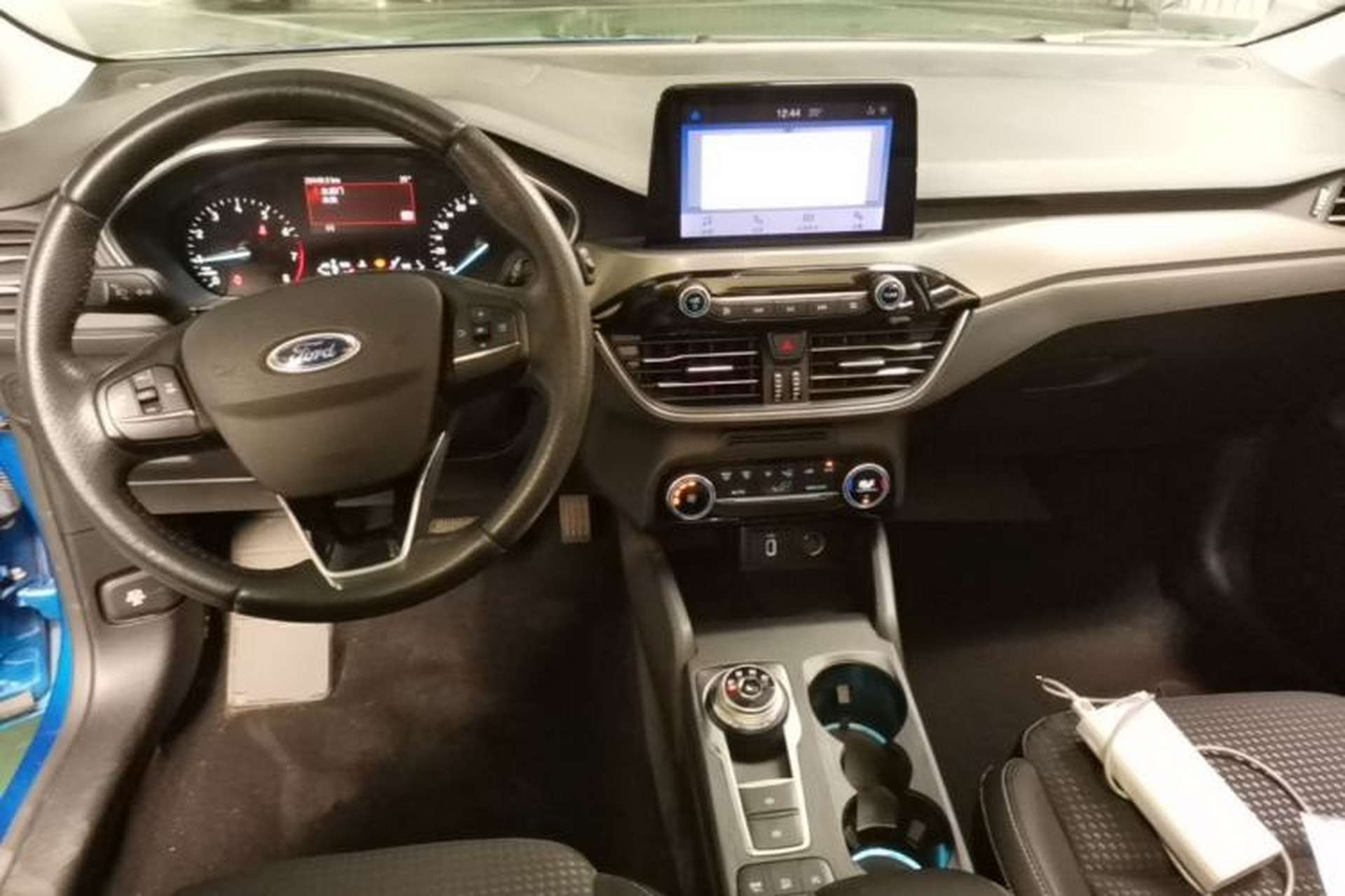 Used Ford Focus 2020 Hatchback EcoBoost 180 Automatic Trend Edition Center Console