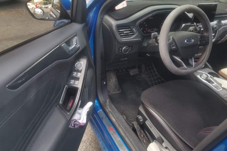 Used Ford Focus 2020 Hatchback EcoBoost 180 Automatic ST Line Driver Seat