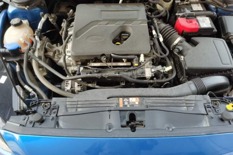 Used Ford Focus 2020 Hatchback EcoBoost 180 Automatic ST Line Engine Bay