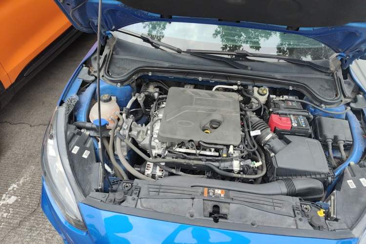 Used Ford Focus 2020 Sedan EcoBoost 180 Automatic ST Line Engine Bay Right