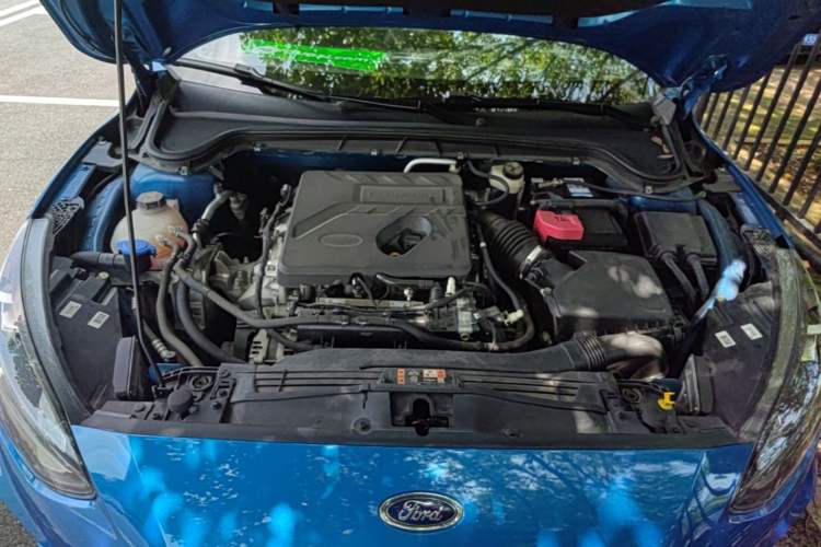 Used Ford Focus 2020 Hatchback EcoBoost 180 Automatic ST Line Engine Bay
