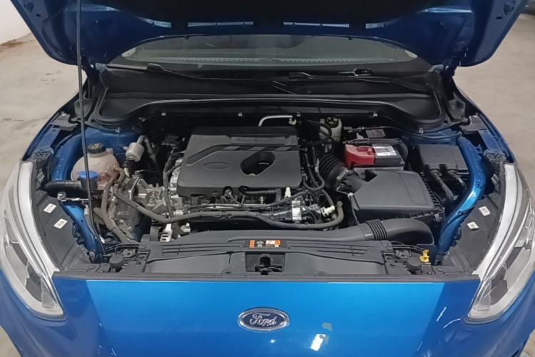 Used Ford Focus 2020 Hatchback EcoBoost 180 Automatic Trend Edition Engine Bay