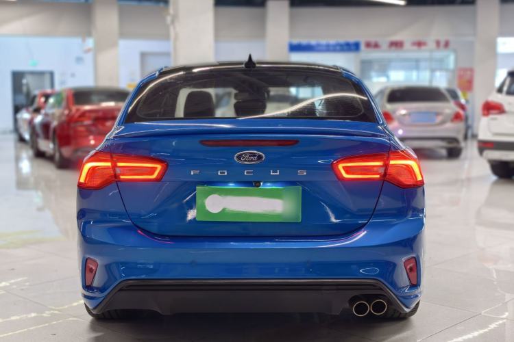 Used Ford Focus 2020 Sedan EcoBoost 180 Automatic ST Line Exterior 2