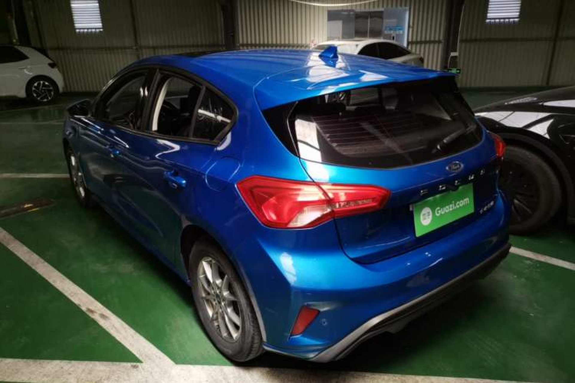 Used Ford Focus 2020 Hatchback EcoBoost 180 Automatic Trend Edition Exterior 2