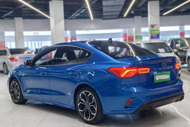 Used Ford Focus 2020 Sedan EcoBoost 180 Automatic ST Line Exterior 3