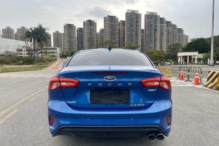 Used Ford Focus 2020 Sedan EcoBoost 180 Automatic Trend Edition Exterior 7