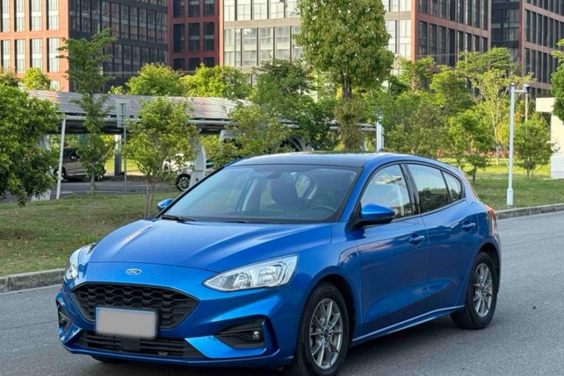 Used Ford Focus 2020 Hatchback EcoBoost 180 Automatic Trend Edition Front Left 45 Deg