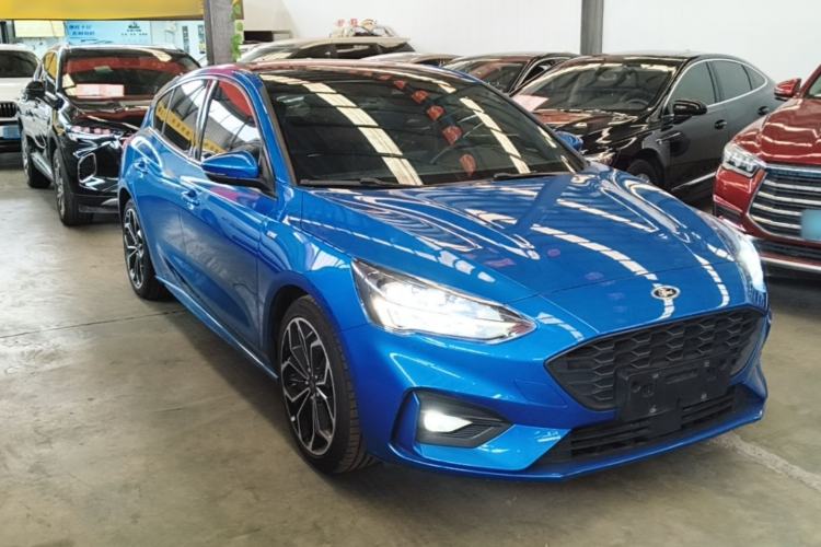 Used Ford Focus 2020 Hatchback EcoBoost 180 Automatic ST Line Front Right 45 Deg