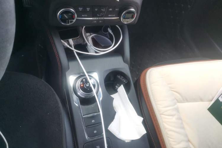 Used Ford Focus 2020 Hatchback EcoBoost 180 Automatic ST Line Gear Lever