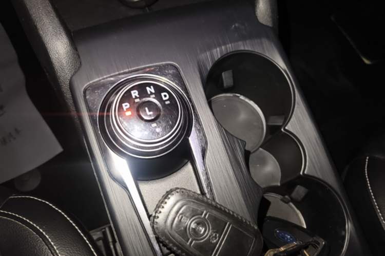Used Ford Focus 2020 Sedan EcoBoost 180 Automatic Trend Edition Gear Lever