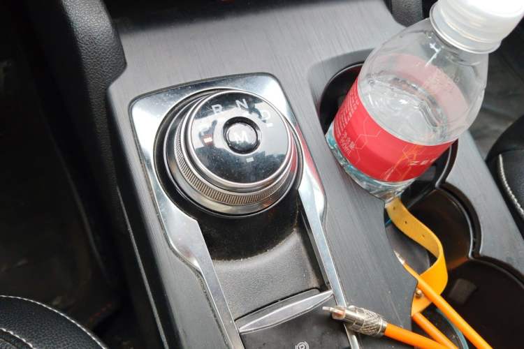 Used Ford Focus 2020 Sedan EcoBoost 180 Automatic Trend Edition Gear Lever