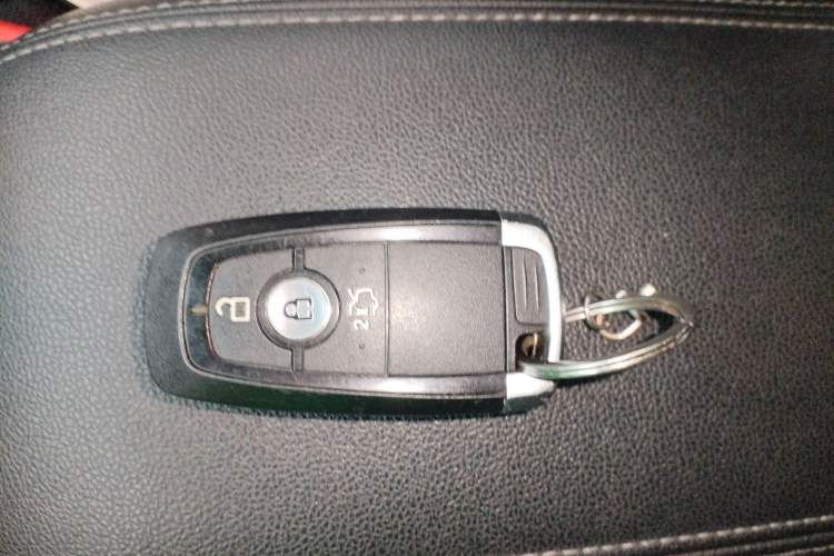 Used Ford Focus 2020 Hatchback 1.5L Automatic Sharp Edition Interior 1