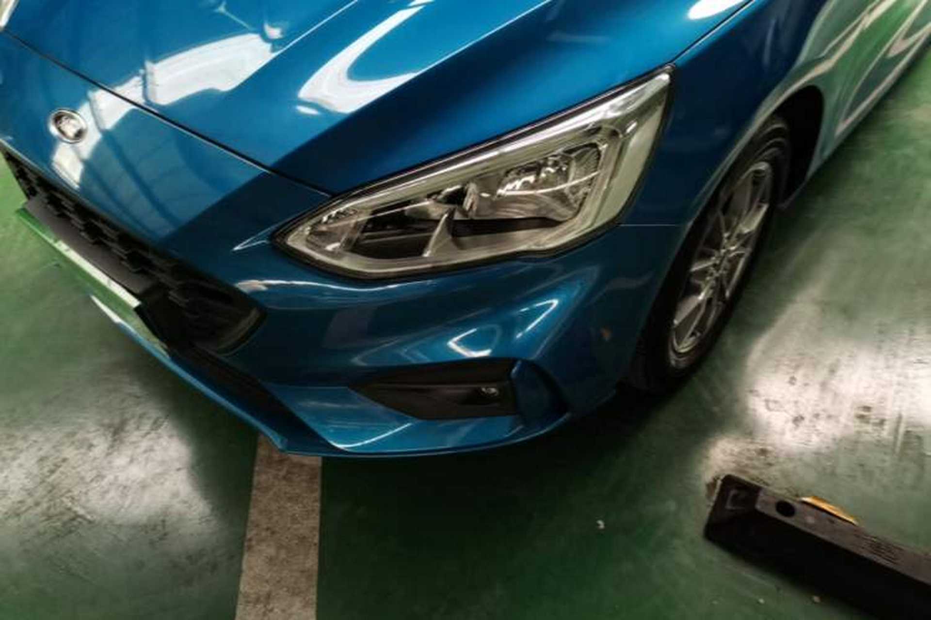 Used Ford Focus 2020 Hatchback EcoBoost 180 Automatic Trend Edition Left Front Headlight