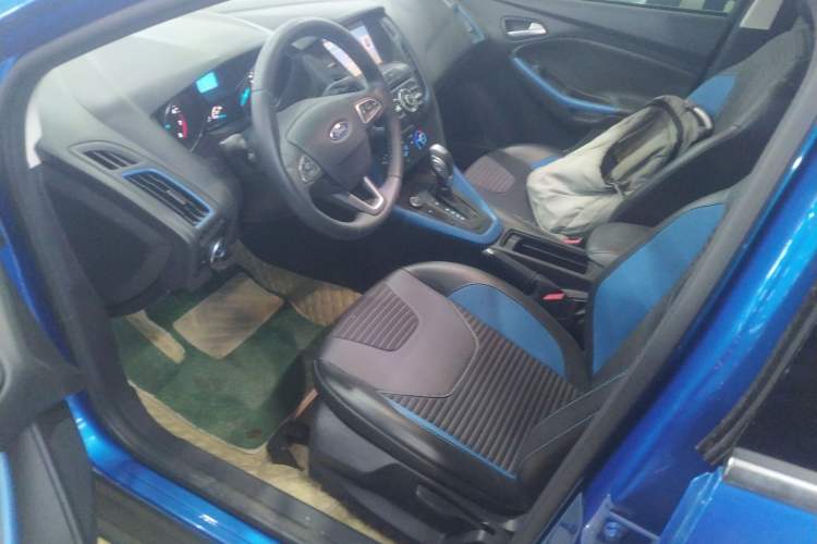Used Ford Focus 2020 Hatchback Classic 1.5L Automatic Trendy Model Left Front Seat