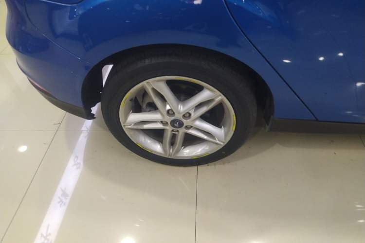 Used Ford Focus 2020 Hatchback Classic 1.5L Automatic Trendy Model Right Rear Wheel Hub