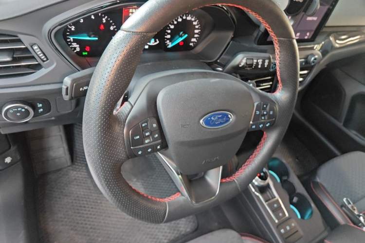 Used Ford Focus 2020 Hatchback EcoBoost 180 Automatic ST Line Steering Wheel