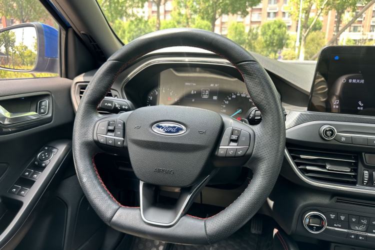 Used Ford Focus 2020 Hatchback EcoBoost 180 Automatic ST Line Steering Wheel