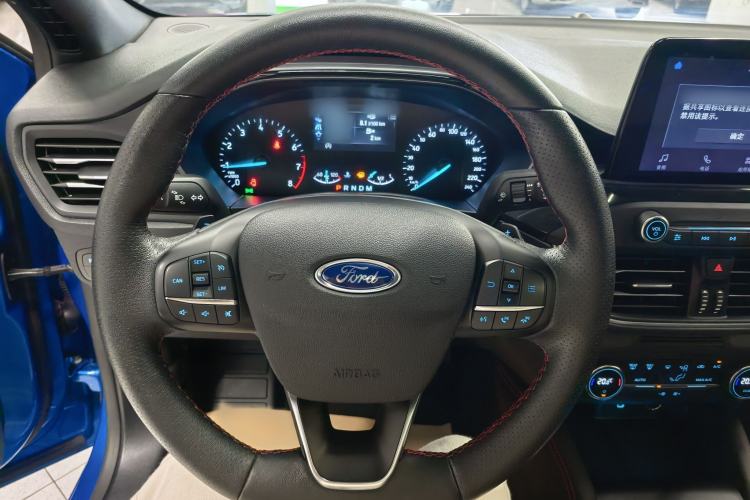 Used Ford Focus 2020 Sedan EcoBoost 180 Automatic ST Line Steering Wheel