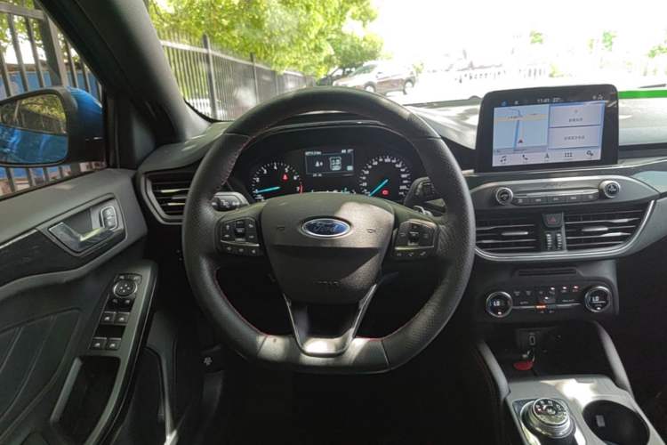 Used Ford Focus 2020 Hatchback EcoBoost 180 Automatic ST Line Steering Wheel