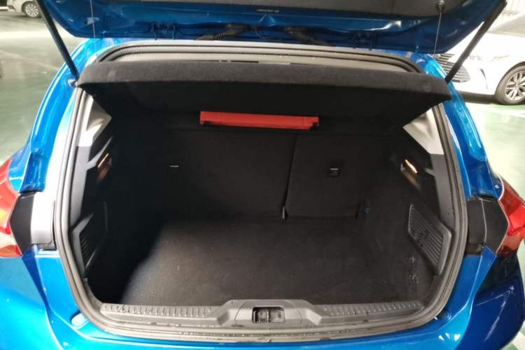 Used Ford Focus 2020 Hatchback EcoBoost 180 Automatic Trend Edition Trunk