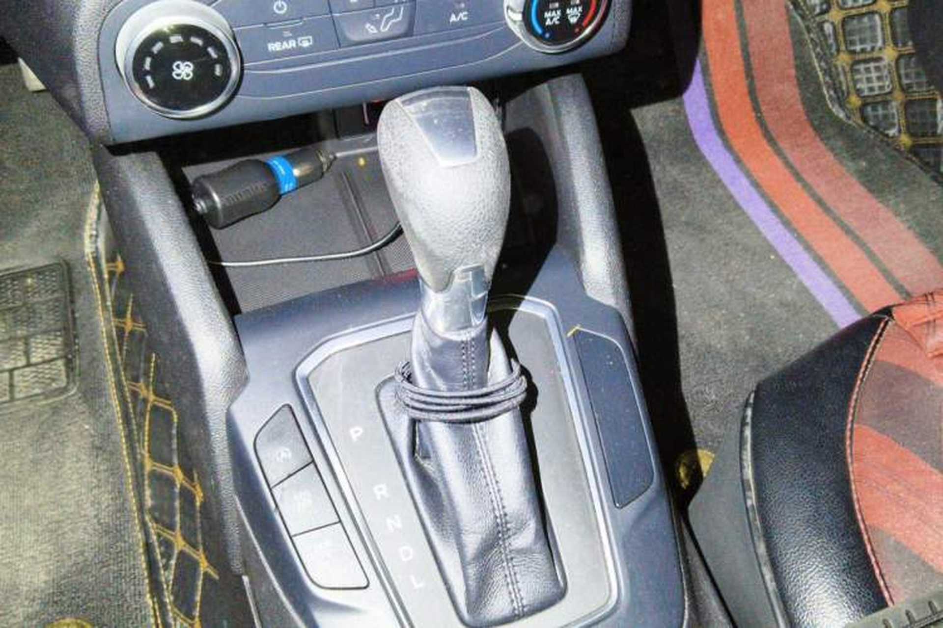 Used Ford Focus 2020 Hatchback 1.5L Automatic Sharp Edition Gear Lever