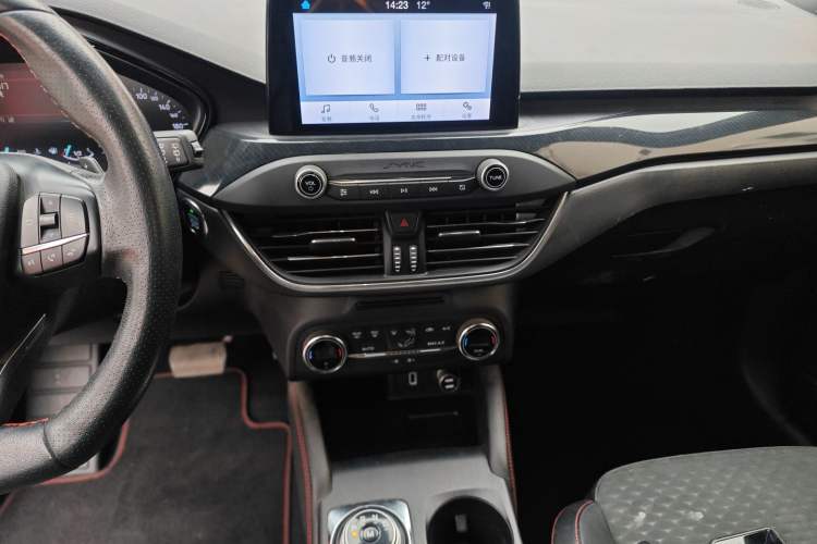 Used Ford Focus 2020 Hatchback EcoBoost 180 Automatic ST Line Audio And AC Panel