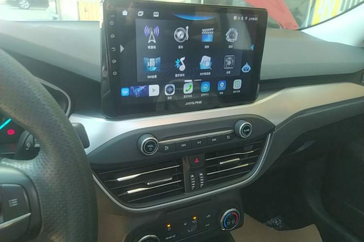 Used Ford Focus 2020 Sedan 1.5L Automatic Sharp Edition Audio And AC Panel