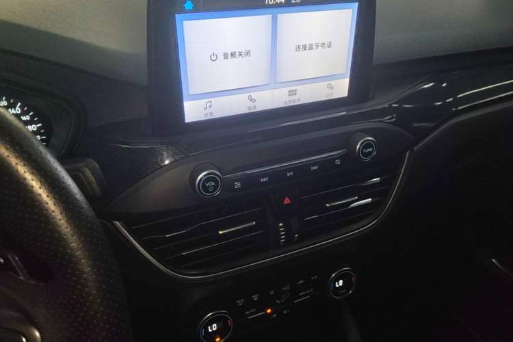 Used Ford Focus 2020 Sedan EcoBoost 180 Automatic ST Line Audio And AC Panel