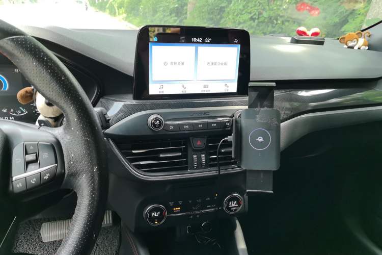 Used Ford Focus 2020 Hatchback EcoBoost 180 Automatic ST Line Audio And AC Panel