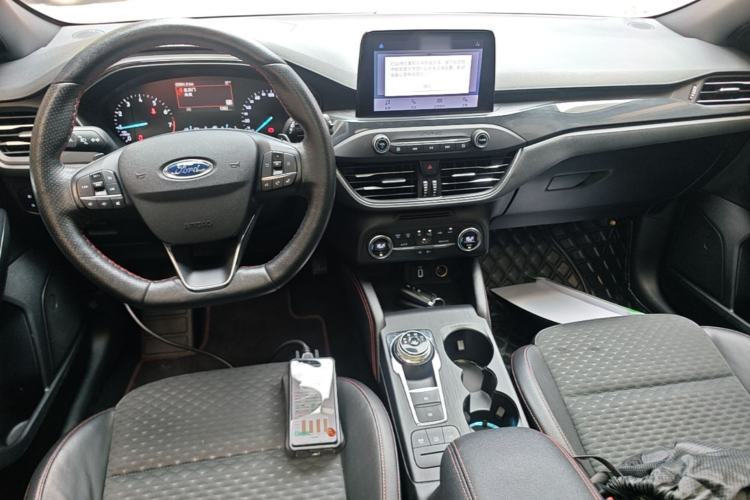 Used Ford Focus 2020 Hatchback EcoBoost 180 Automatic ST Line Center Console