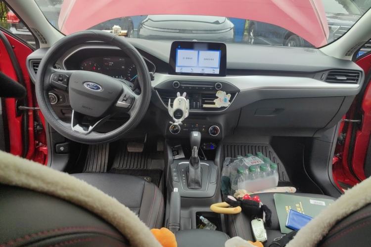Used Ford Focus 2020 Hatchback 1.5L Automatic Sharp Edition Center Console