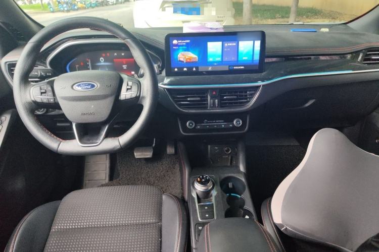Used Ford Focus 2020 Hatchback EcoBoost 180 Automatic ST Line Center Console