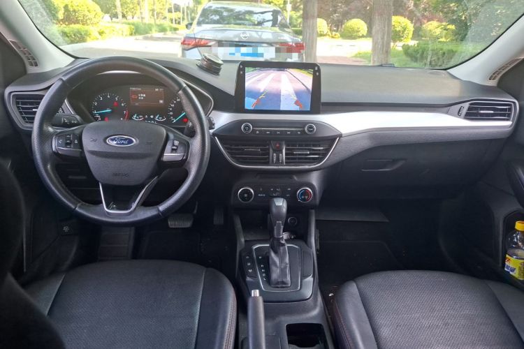 Used Ford Focus 2020 Hatchback 1.5L Automatic Sharp Edition Center Console