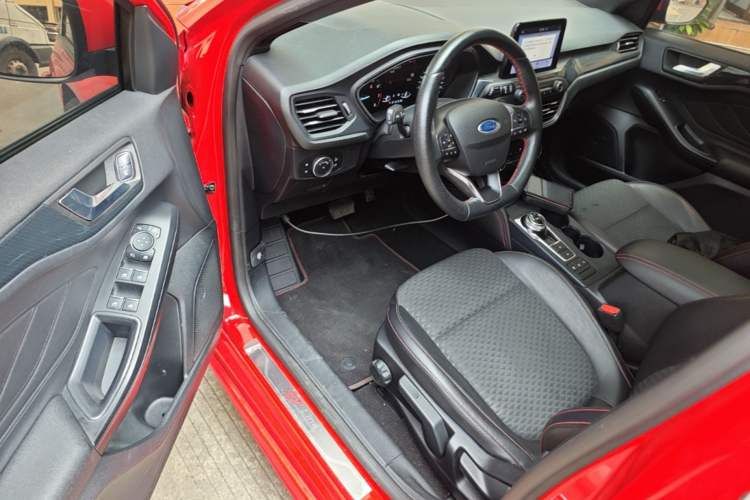Used Ford Focus 2020 Hatchback EcoBoost 180 Automatic ST Line Driver Seat