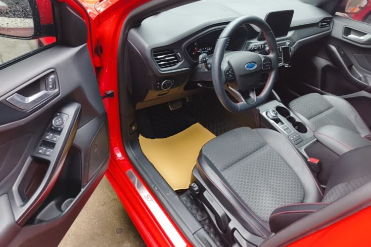 Used Ford Focus 2020 Hatchback EcoBoost 180 Automatic ST Line Driver Seat
