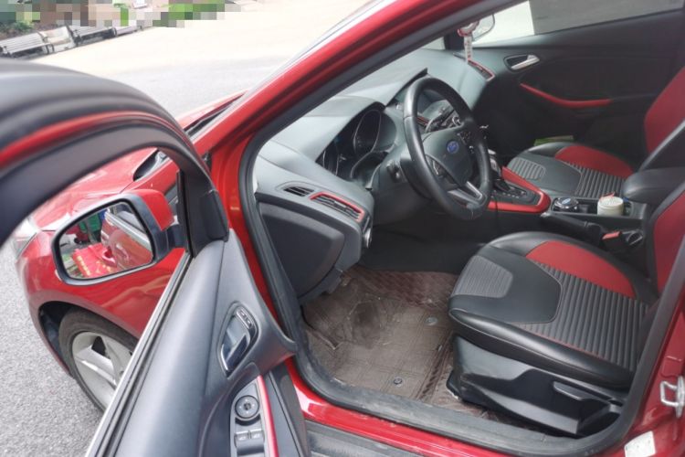 Used Ford Focus 2020 Hatchback Classic 1.5L Automatic Trendy Model Driver Seat