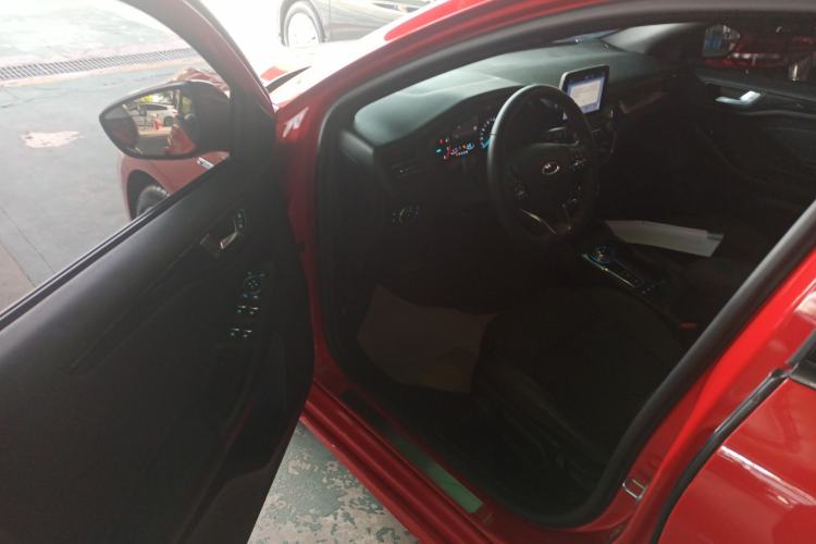 Used Ford Focus 2020 Hatchback EcoBoost 180 Automatic ST Line Driver Seat