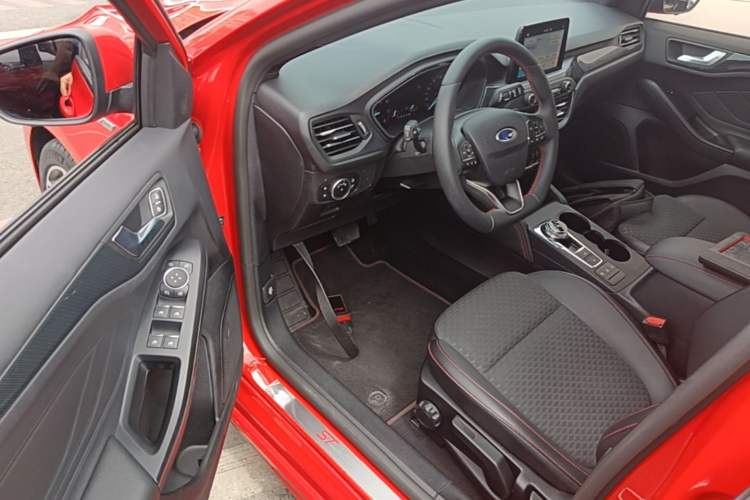 Used Ford Focus 2020 Hatchback EcoBoost 180 Automatic ST Line Driver Seat