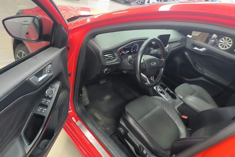 Used Ford Focus 2020 Hatchback EcoBoost 180 Automatic ST Line Driver Seat